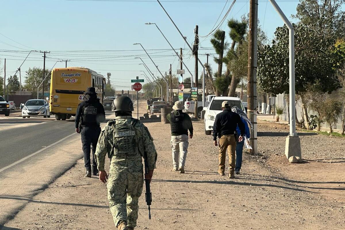 FGE realiza operativos de investigación y volanteo en Mexicali