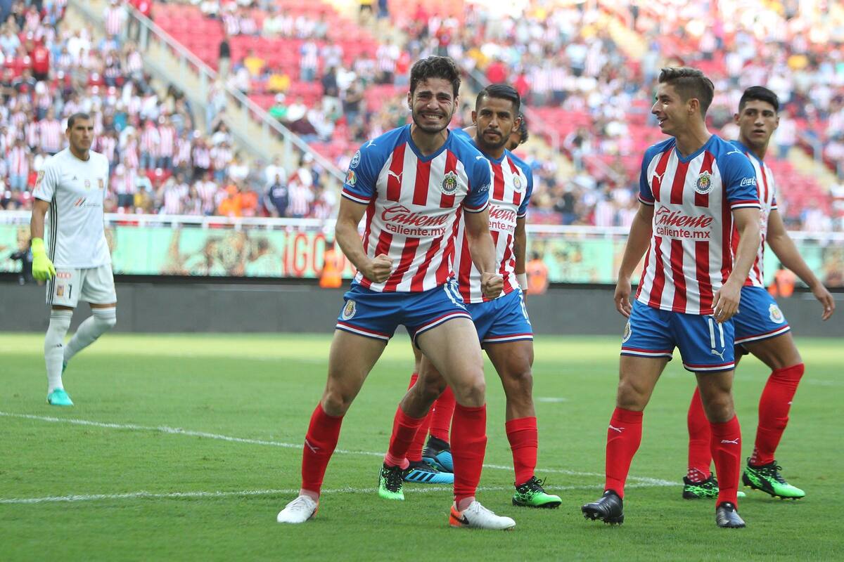 'Pollo' Briseño rechazó ofertas en Europa por venir a Chivas