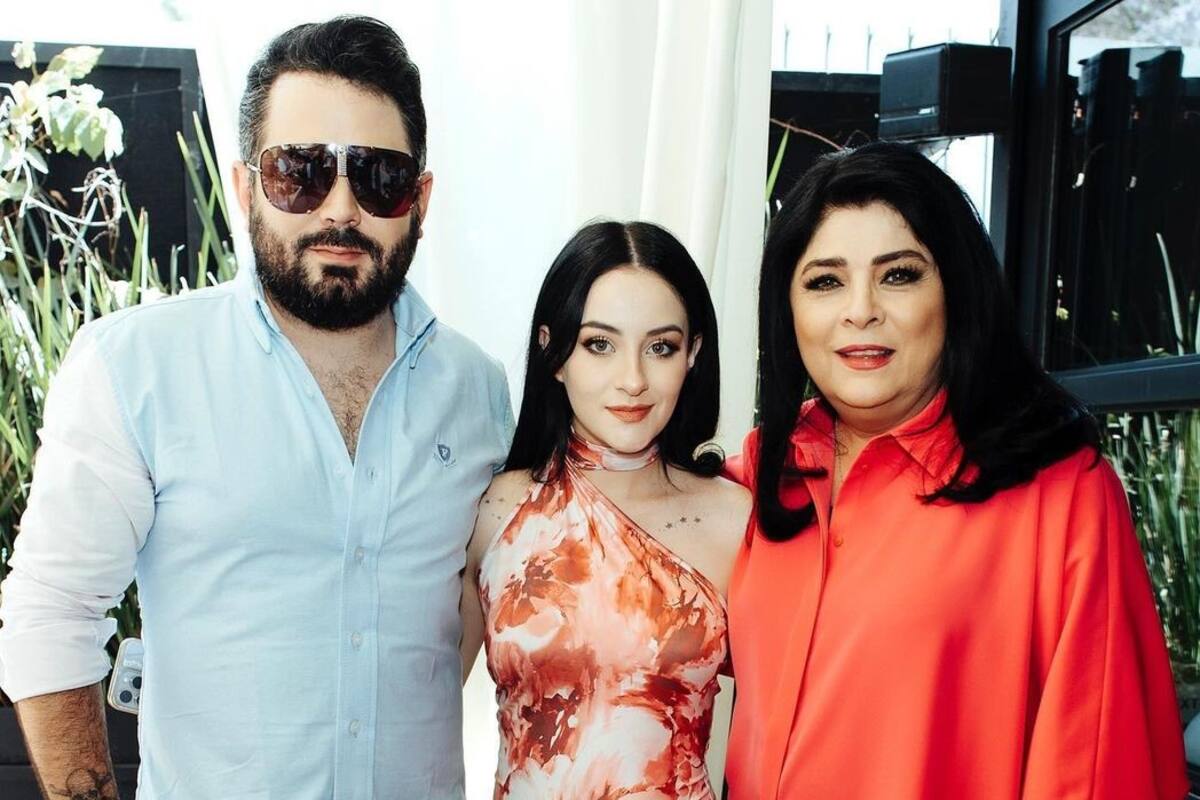 Victoria Ruffo recuerda complicaciones que tuvo en sus embarazos en baby shower de su nieta