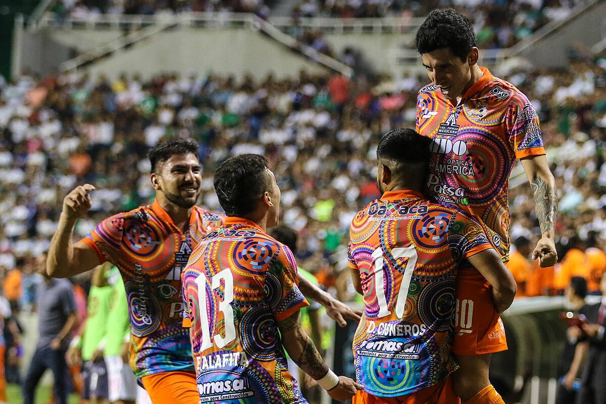 Alebrijes busca a joven vendedor de tortas para apoyarlo en sus estudios