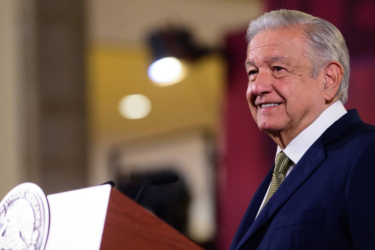 AMLO afirma que gobierno asumirá parte del pago de pensiones para “tranquilidad de los empresarios”