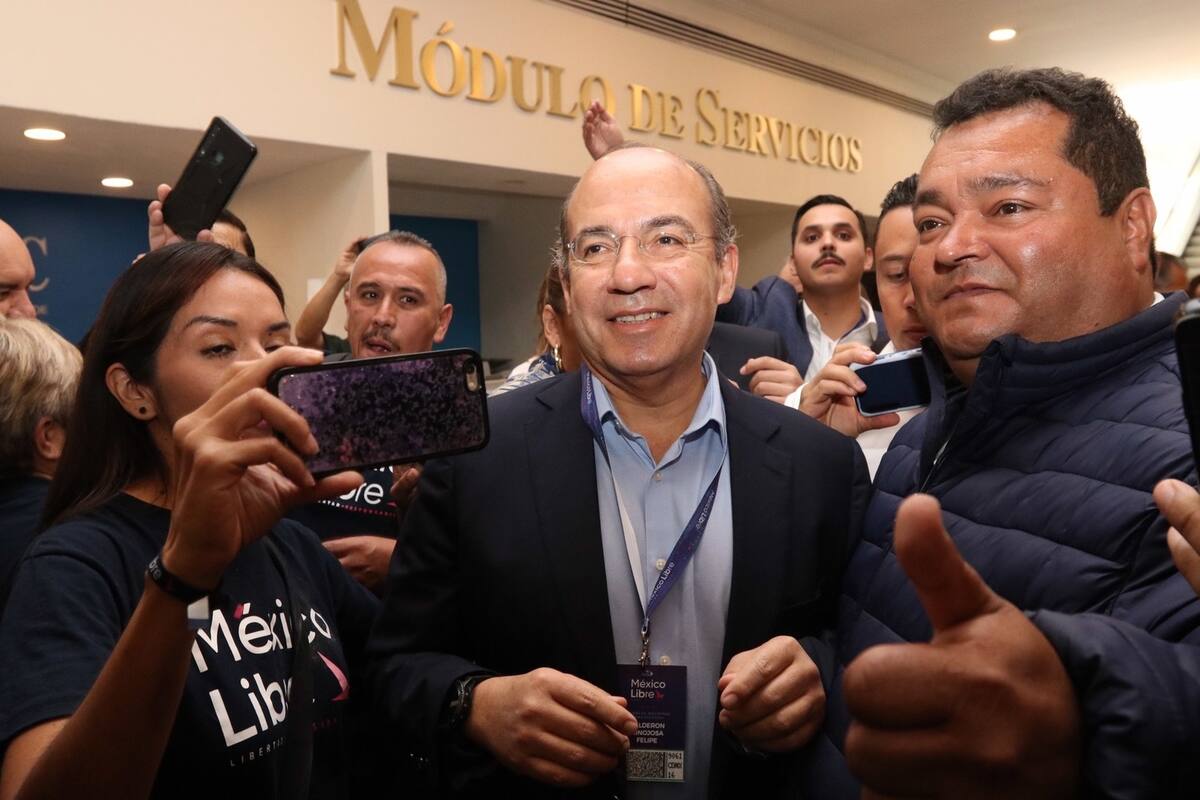 López Obrador va a tener que endeudarse por recesión: Felipe Calderón