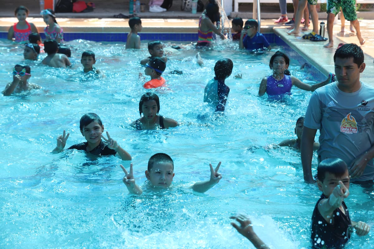 Buscarán mejorar condiciones de las dos albercas públicas en Hermosillo