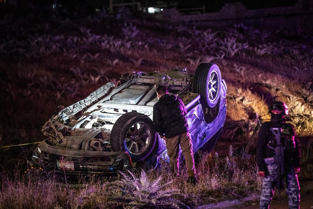 El accidente ocurrió en la colonia Ampliación Lázaro Cárdenas; hay dos personas lesionadas y un detenido. Foto: Border Zoom