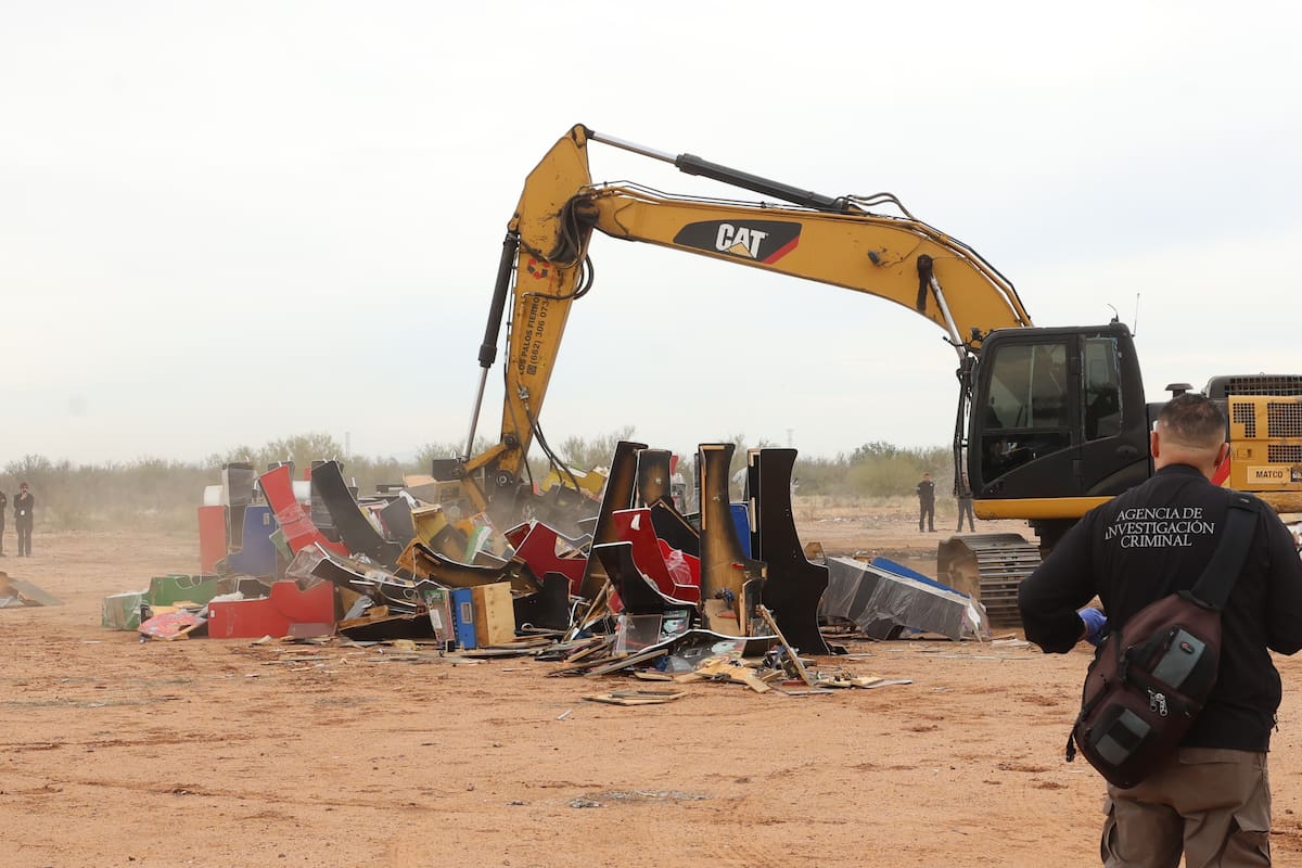 Destruye FGR drogas, tragamonedas y siete vehículos “monstruos” en Hermosillo