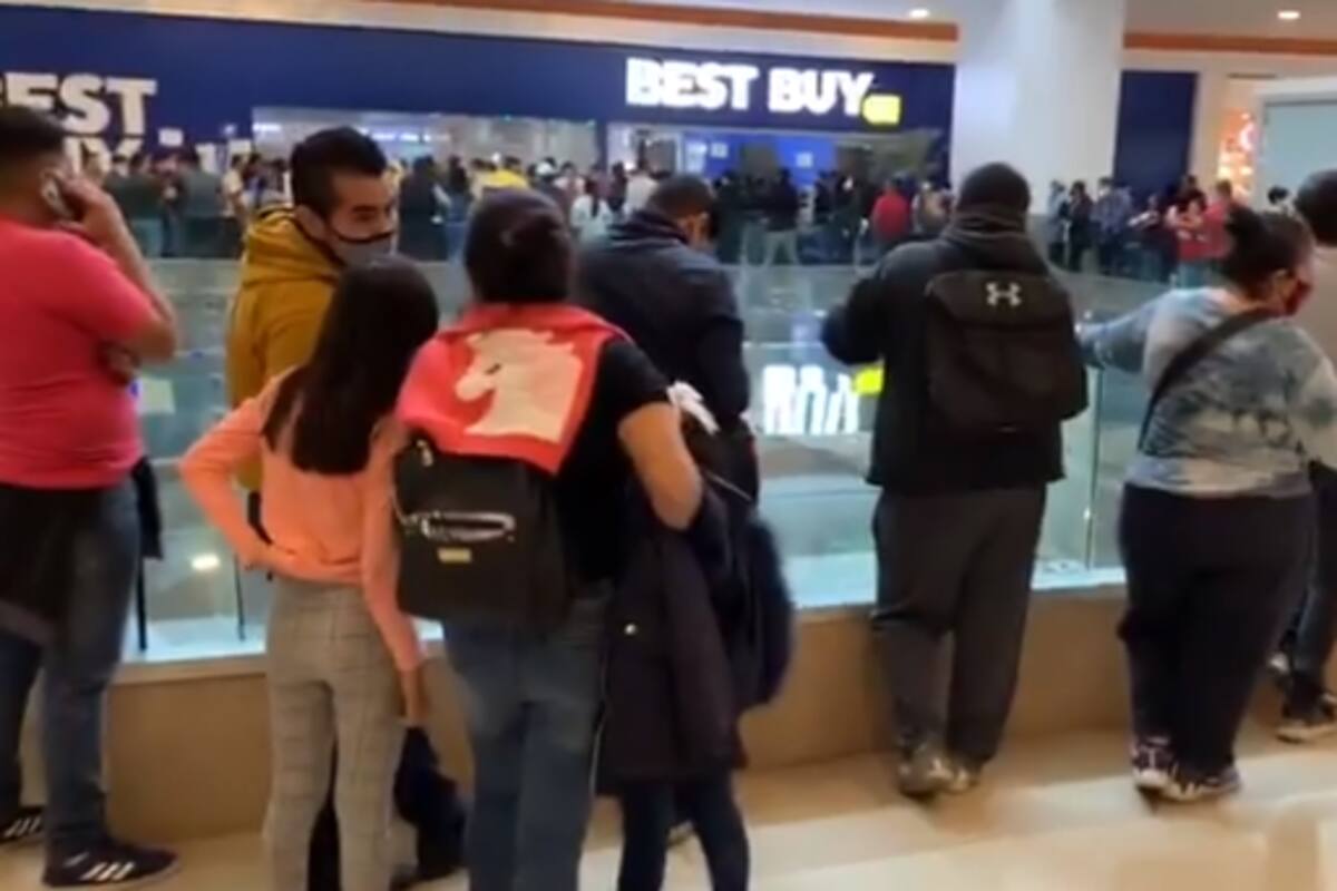 Best Buy cierra tiendas físicas tras largas filas por liquidación