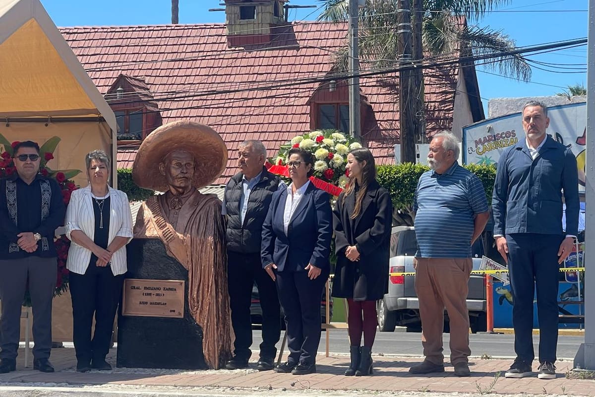 Ejidatarios y autoridades conmemoran a Emiliano Zapata en Rosarito