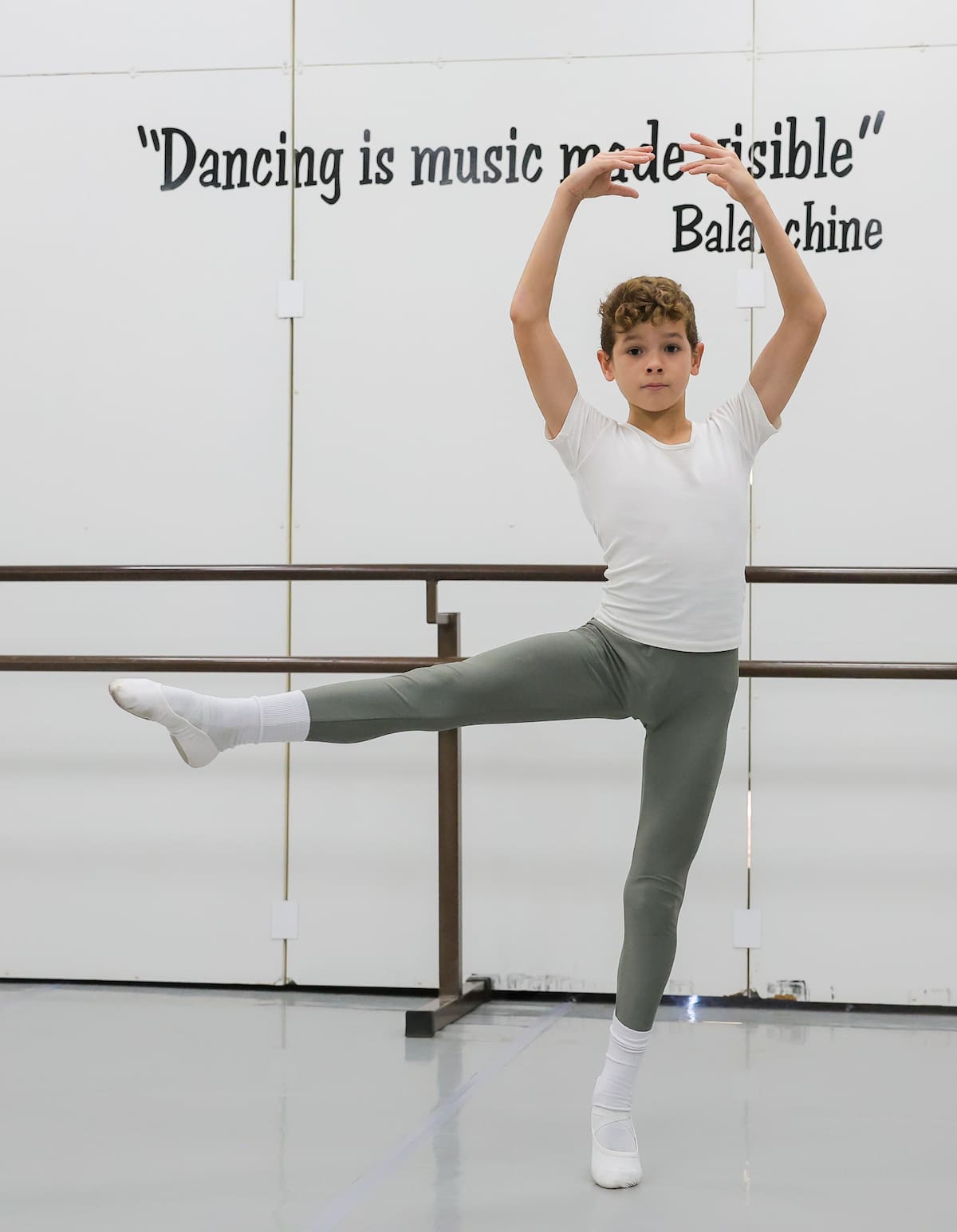 Porfirio ganó una beca, pero aún
así hay gastos derivados de sus
estudios, por ello se lanzó su perfil en la página gofundme, donde
la meta es recaudar 100 mil pesos, de los cuales lleva 34 mil 657