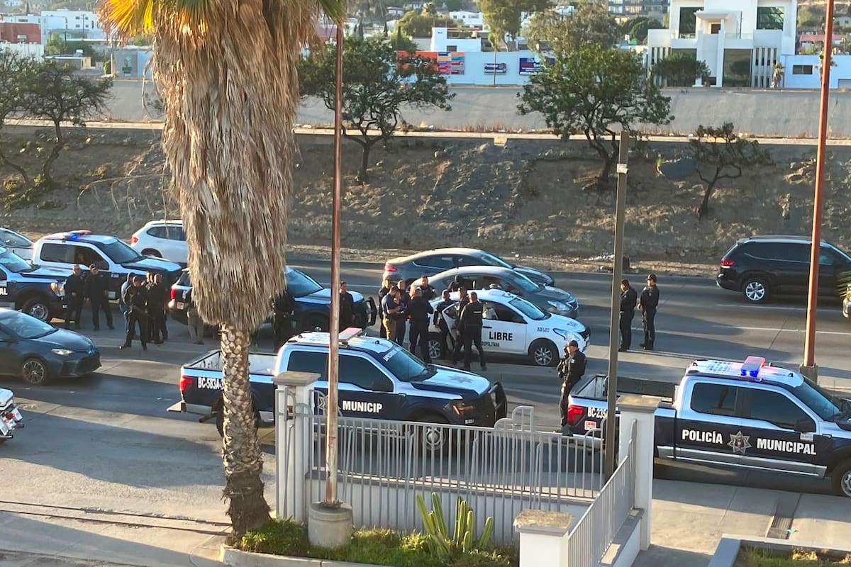 Persecución en Tijuana termina con dos detenidos tras doble homicidio en Torre Cosmopolitan