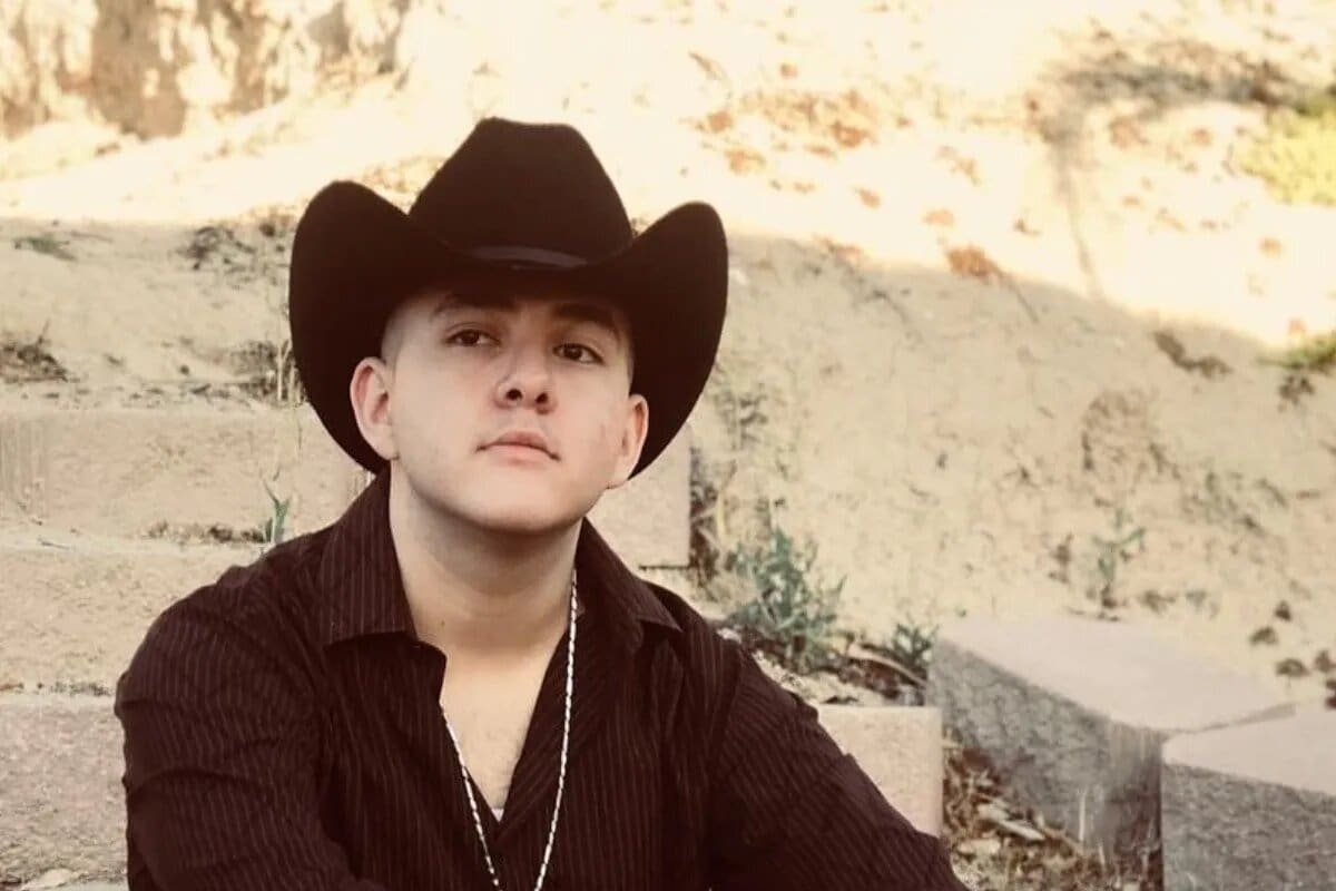 Hijo de Jenni Rivera ha pensado en matarse para estar con ella