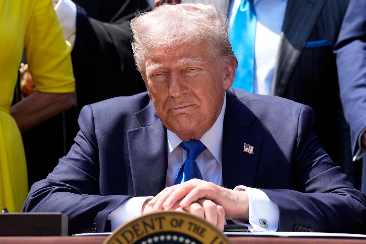 Trump dice que inflación bajó y pide a la Fed bajar las tasas de interés