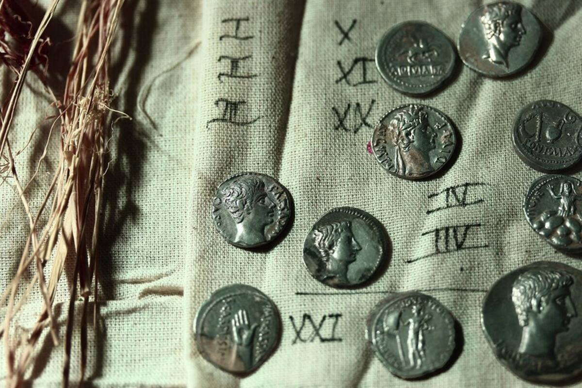 Tesoro de más de 600 monedas de plata de la época romana es encontrado en Turquía