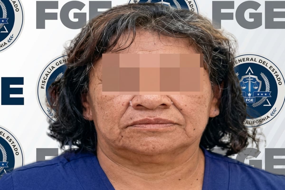 Vinculan a proceso a mujer por robo con violencia en tienda de conveniencia