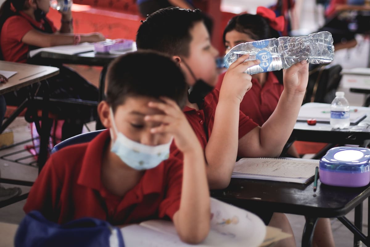 Faltan 900 refrigeraciones por instalar en escuelas