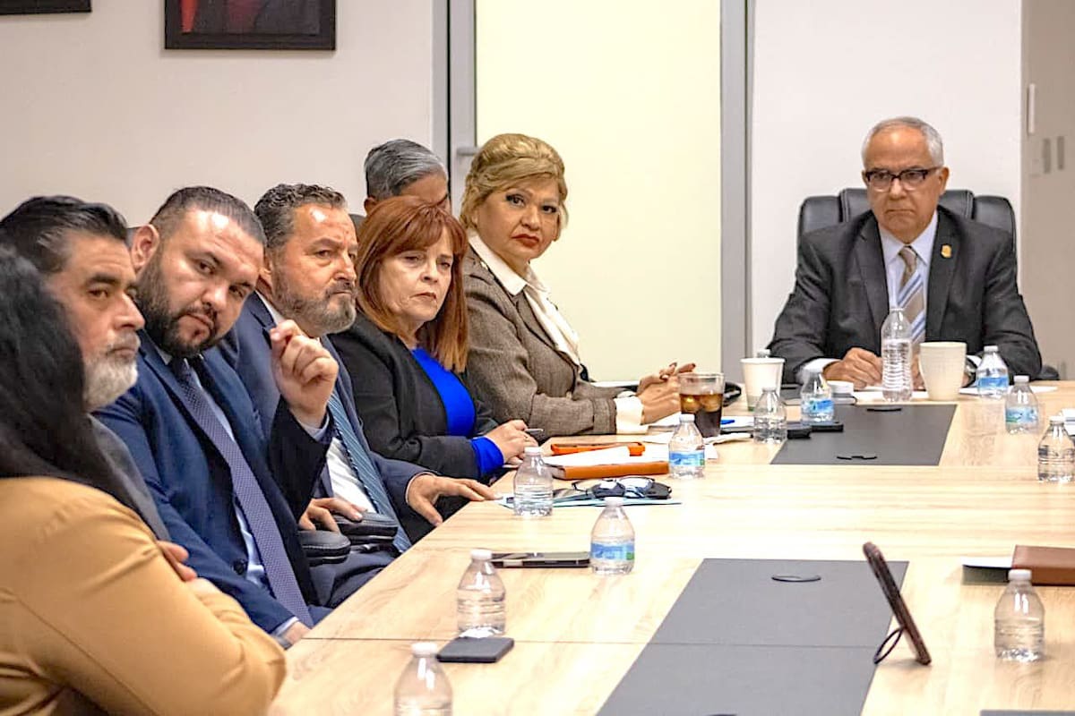 Informaron que durante el encuentro se definieron acuerdos relacionados con seguridad, coordinación institucional y mecanismos de comunicación. Foto: Michelle Castillo