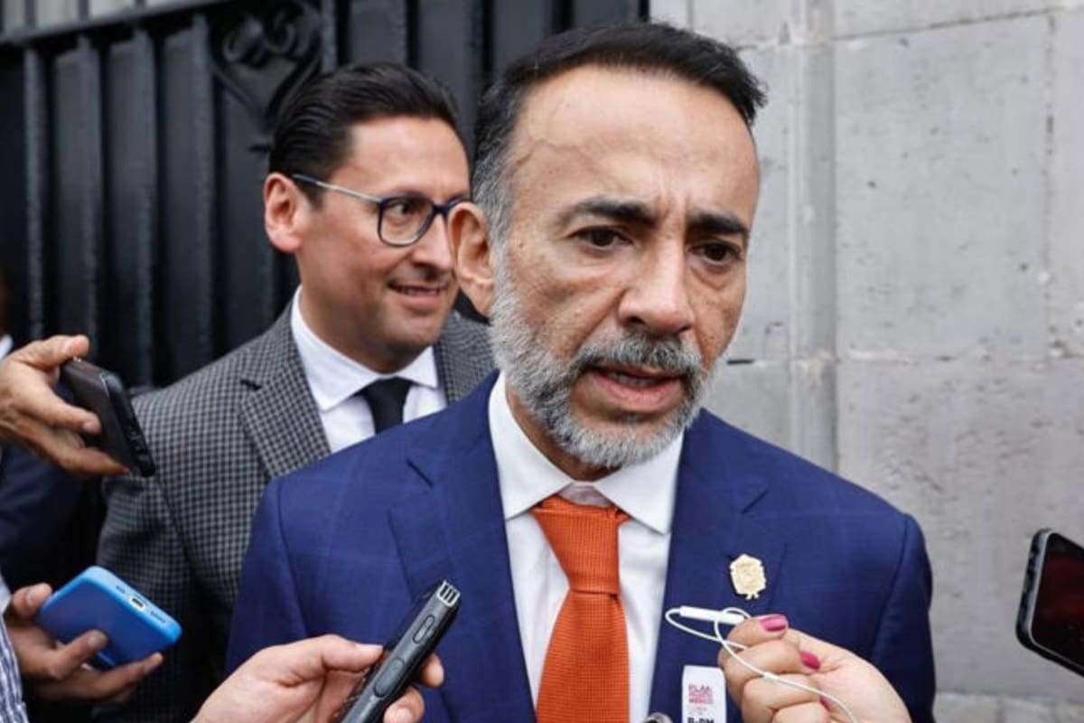 Alcalde de Metepec seguirá gobernando pese a ser vinculado a proceso por abuso de autoridad mientras un juez mantiene restricciones para acercarse a las víctimas durante la investigación penal abierta