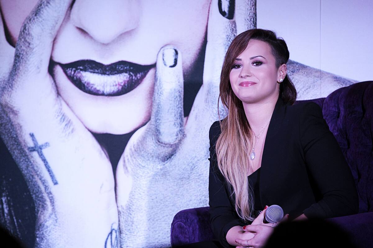 Demi Lovato no descarta formar una familia con una mujer