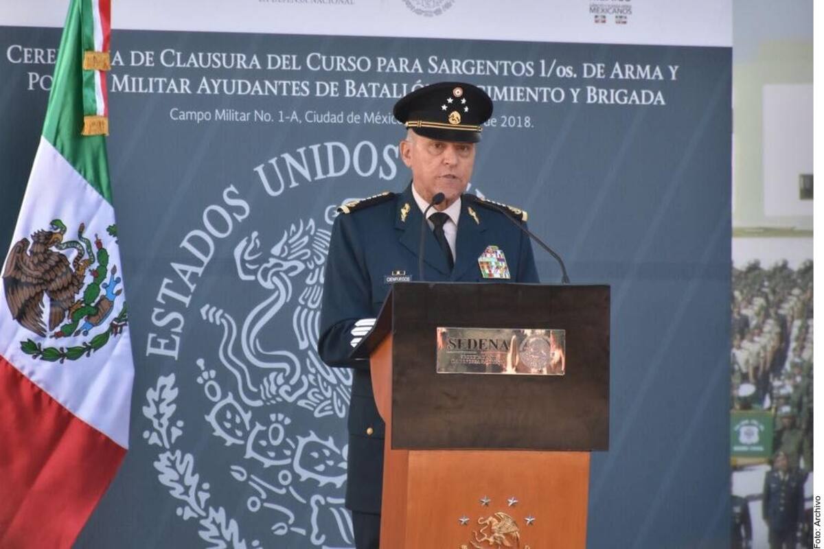 En 32 minutos Cienfuegos concluyó con diligencias de FGR y se retiró: Cronología