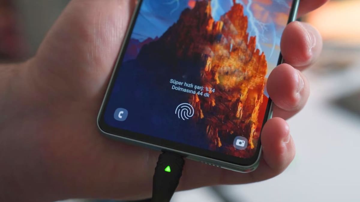 Inteligencia artificial se convierte en un factor determinante para elegir un celular nuevo, asegura nuevo análisis