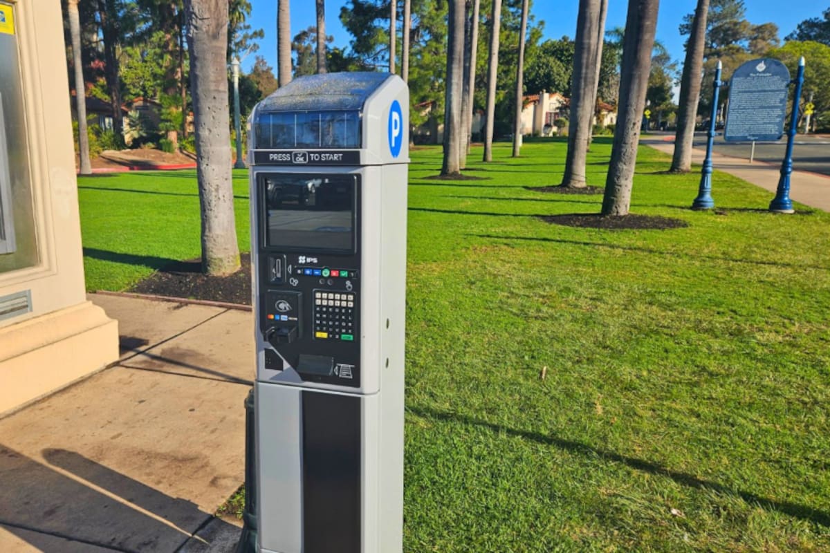 Alcaldes y ciudadanos se unen en contra del cobro de estacionamiento en Parque Balboa