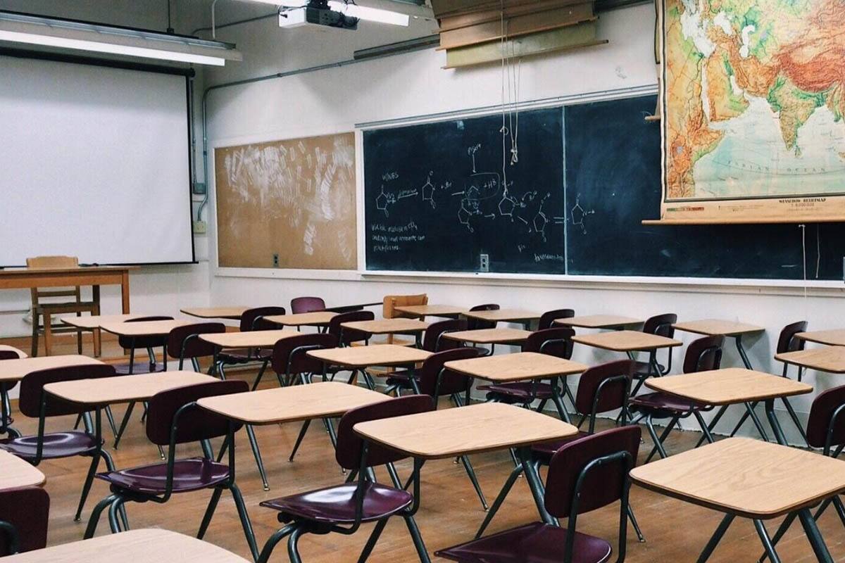 ¿Por qué un salón de inglés online es mejor que cualquier academia en 2026?