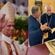 Entregan al Santo Padre en el Vaticano del libro “La práctica de la presencia de Dios”