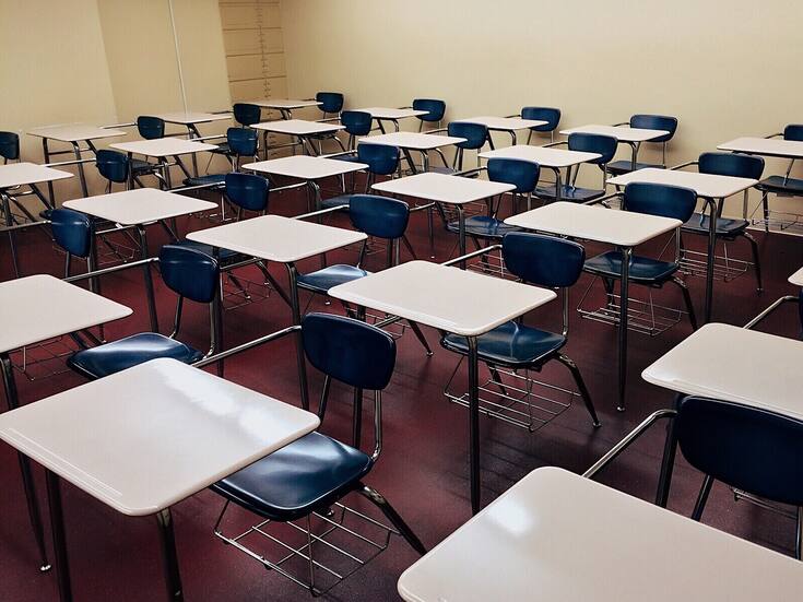 Luego de ser acusado de violar a una de sus alumnas menores de edad y ser sorprendido con ella en un motel, maestro fue encontrado muerto en Puebla