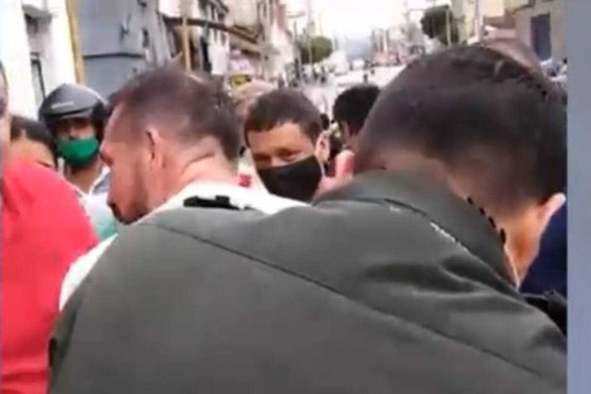 Policía arresta a víctima de robo y deja huir a los ladrones