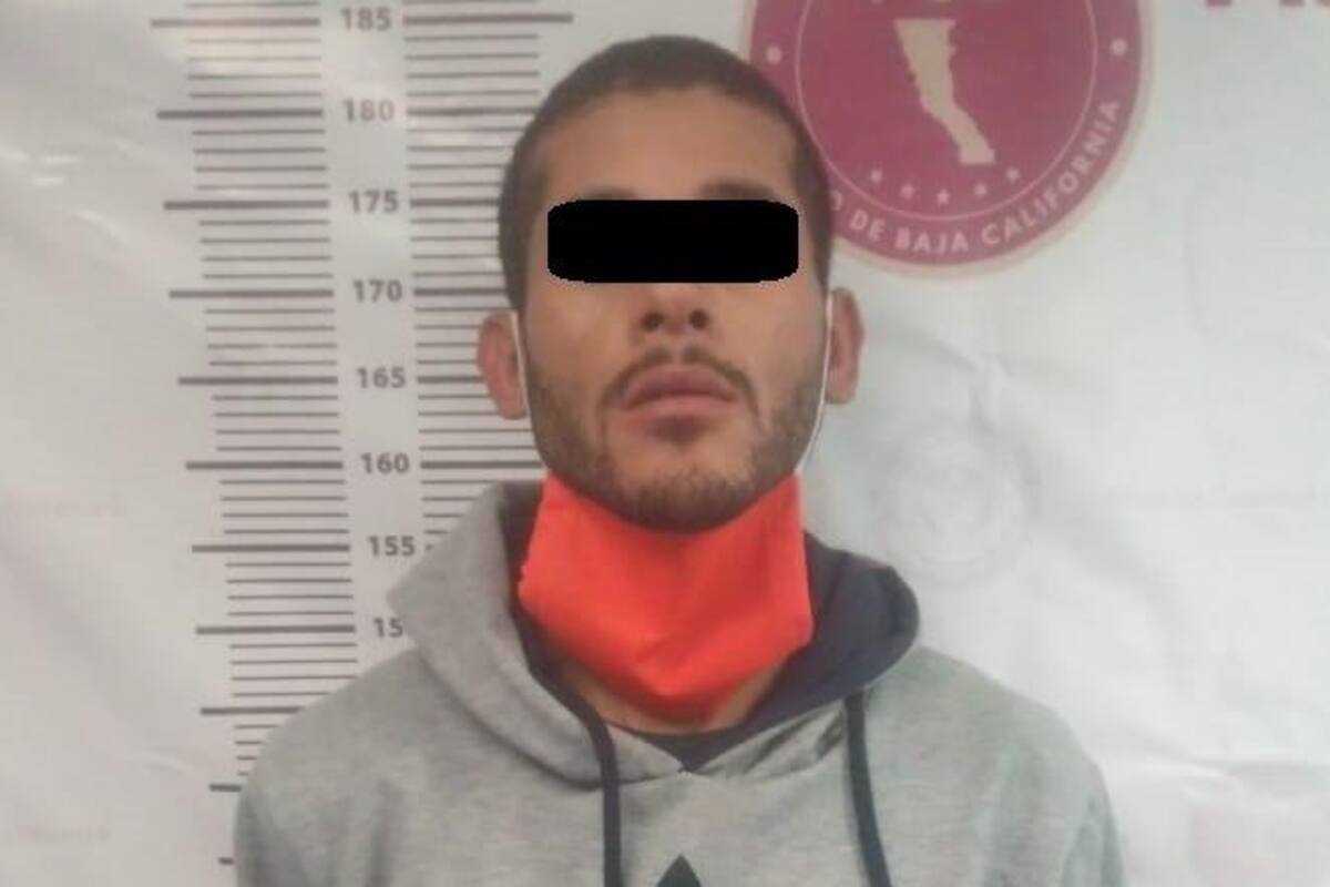 Detienen a hombre armado