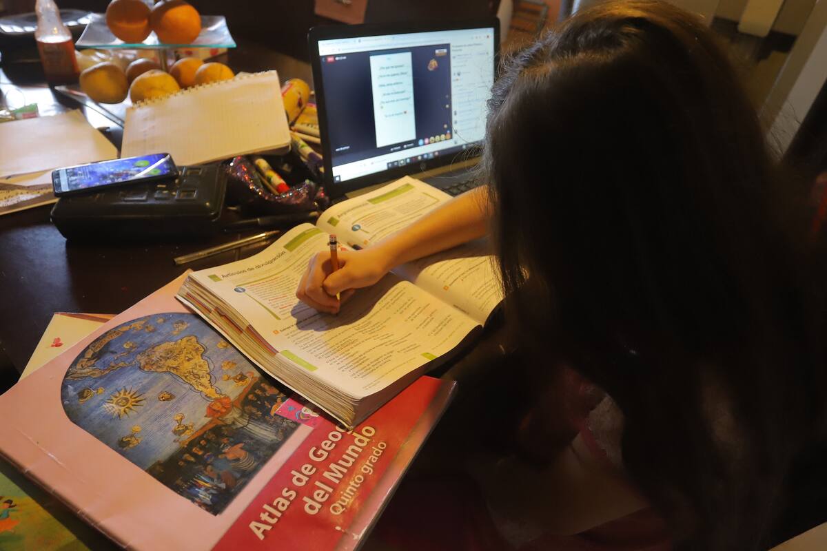 De acuerdo papás con la extensión del ciclo escolar