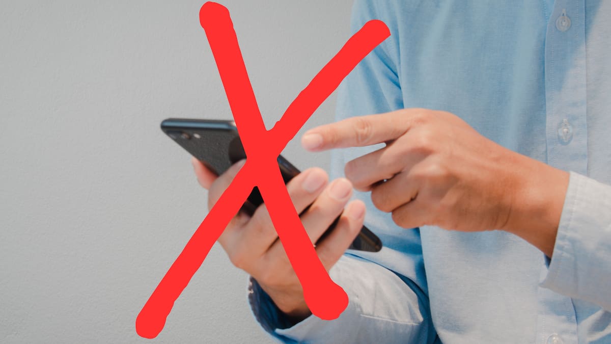 Las modificaciones realizadas en los estados, es para que los alumnos no usen los celulares durante las clases, pero sí pueden llevarlos a las instituciones educativas. | Foto: Canva