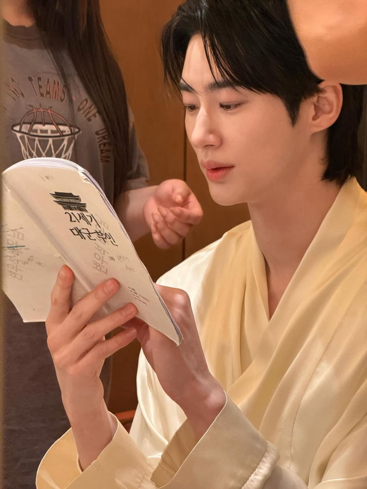 Byeon Woo-seok se ha convertido en uno de los rostros más seguidos del kdrama actual. | Foto: Instagram, Byeon Woo Seok.