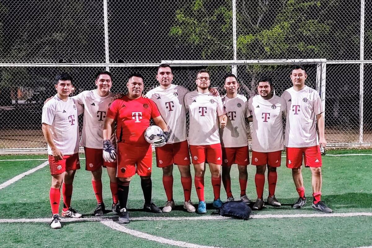 Se presenta Old Boys con tres triunfos en Torneo de Futbol 5 Copacabana