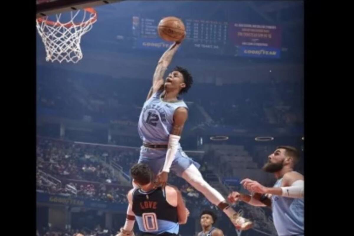 NBA: Morant emula salto de CR7, la jugada más espectacular