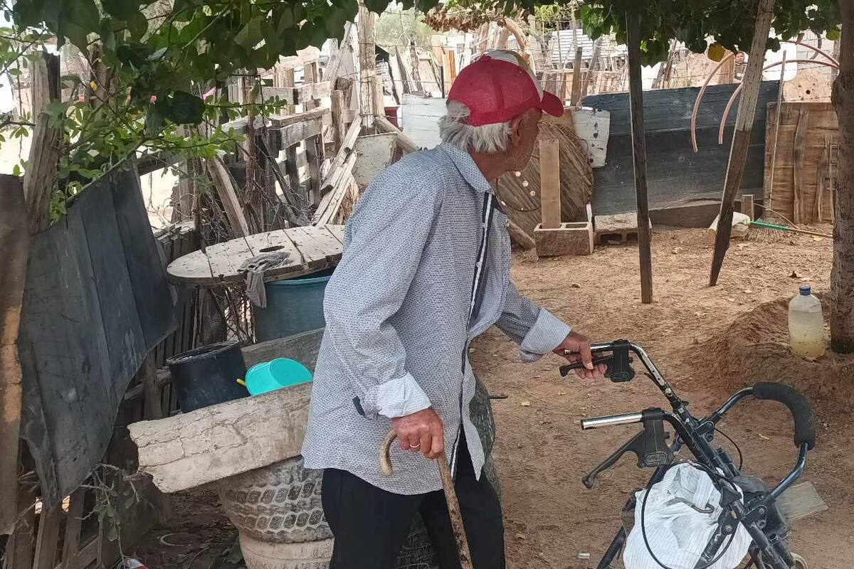 Jesús Ramón pide ayuda médica tras 14 años sin poder caminar