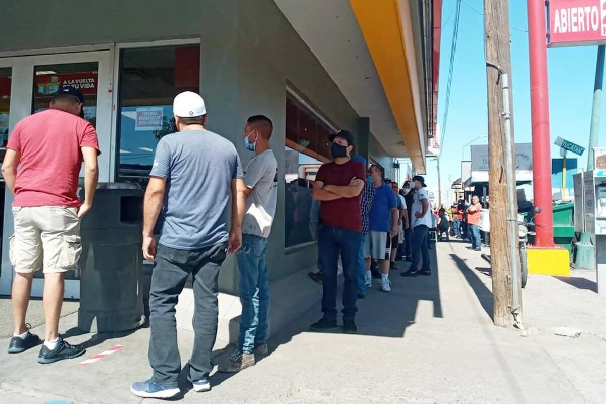 Se vende cerveza como “pan caliente” en Ciudad Obregón