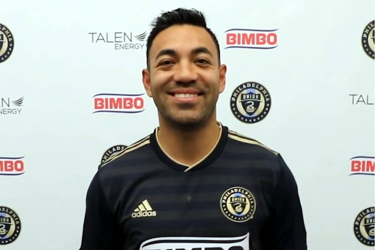 Con golazo, Marco Fabián pone a su equipo en "semis" de la MLS