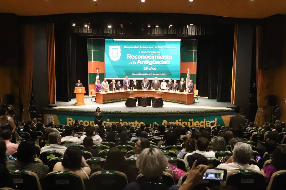 Reconoce la UABC labor de trabajadores de mayor antigüedad