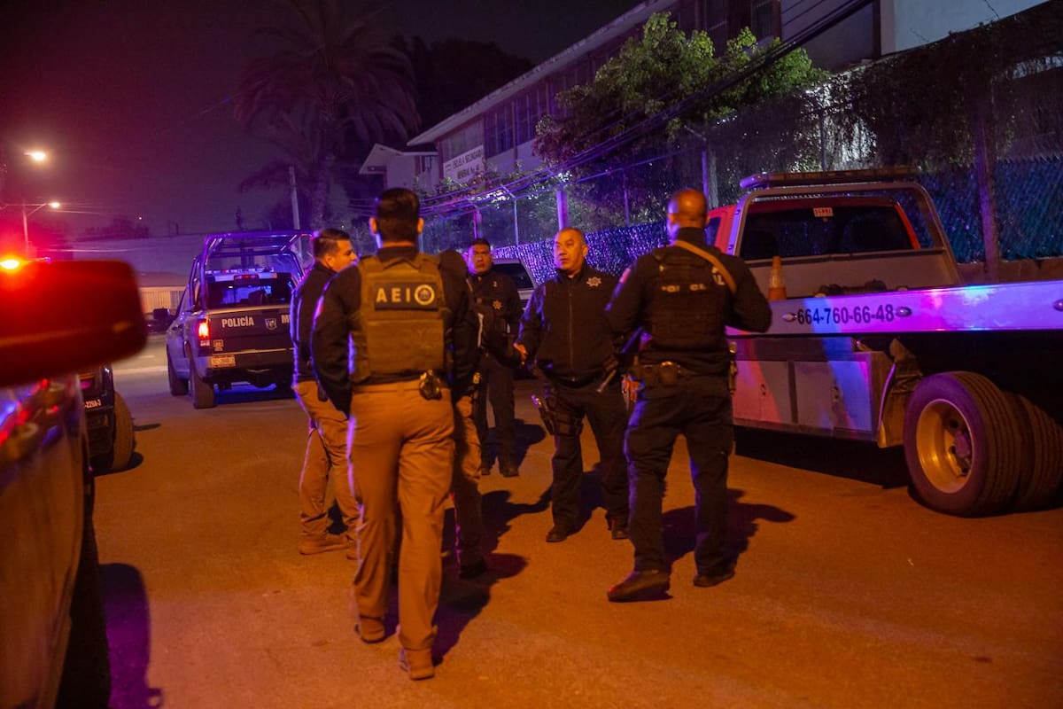 Descartan amenazas tras mantas en planteles de Tijuana