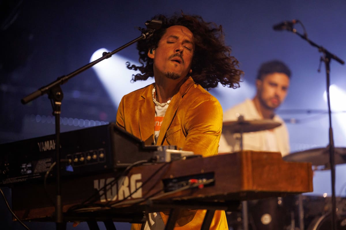 Chicano Batman  se presentó en el Cal Coast Credit Union como parte de su gira con el nuevo álbum “Notebook Fantasy”.