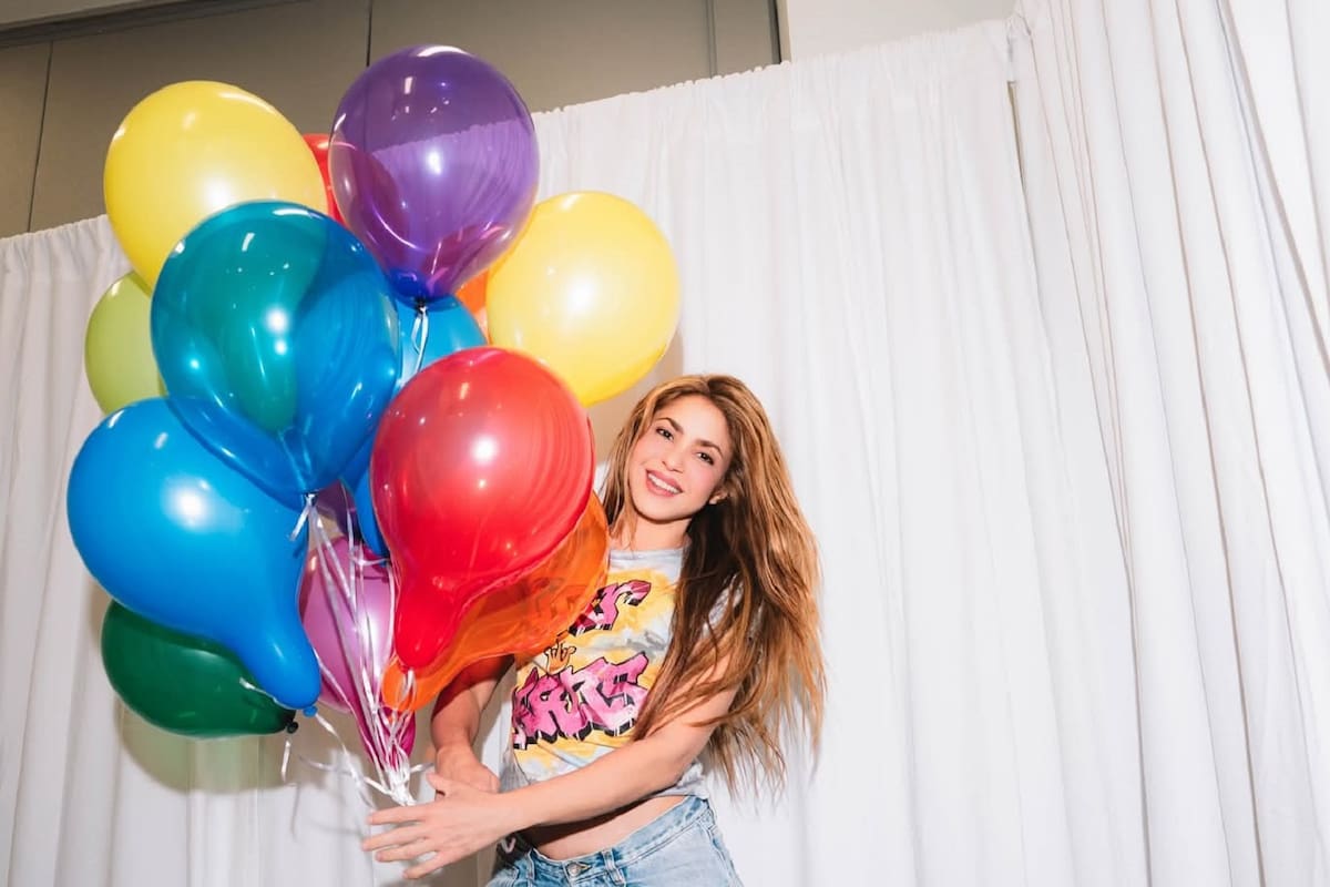 Shakira invita a llevar globos de colores a su concierto en Tijuana