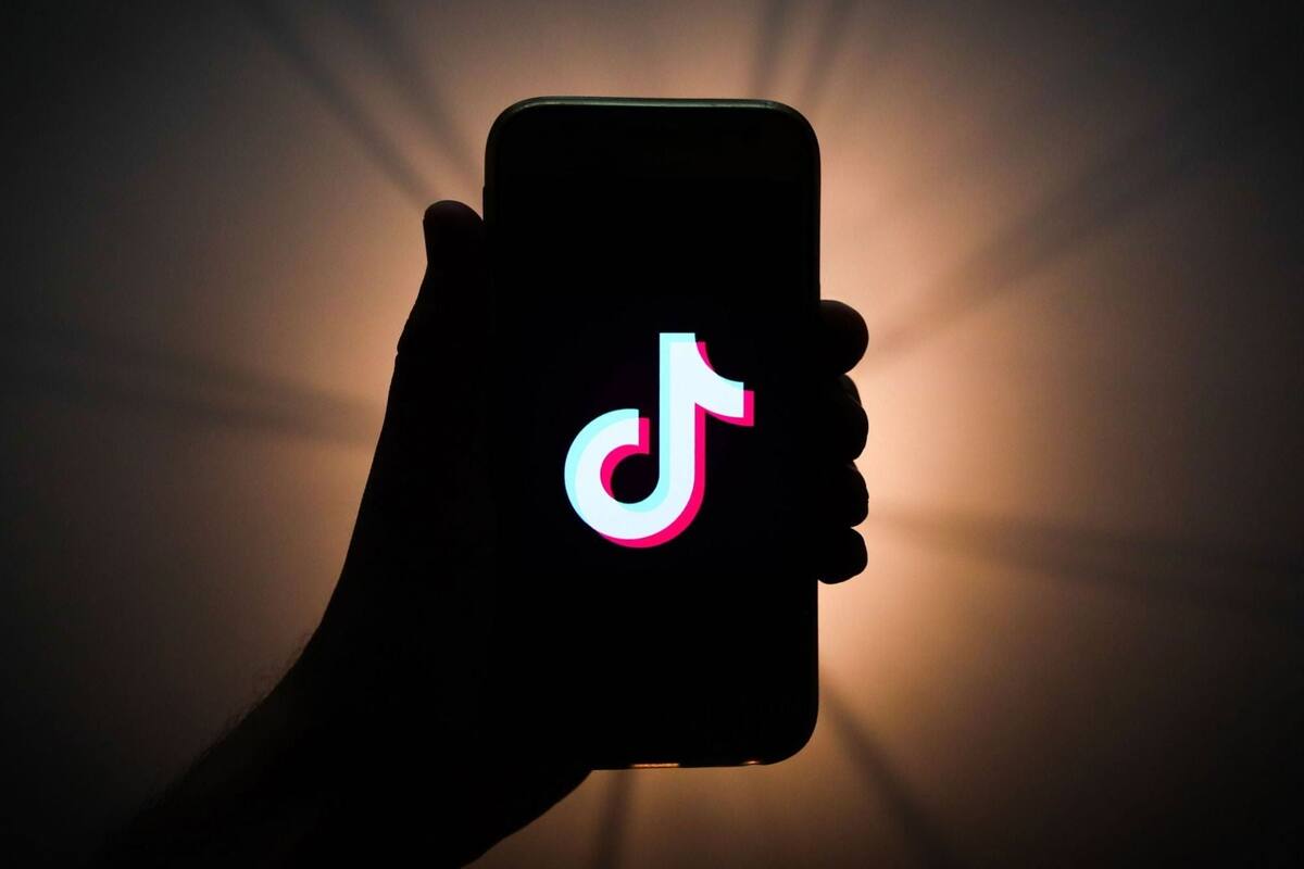 Apple atrapa a TikTok espiando a millones de usuarios de iPhone