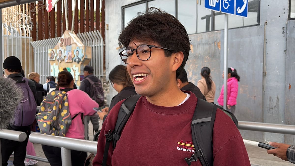 Aduanas y Protección Fronteriza, ofrece un cruce rápido por las garitas peatonales de San Ysidro, Otay Mesa, y Calexico. Foto: Ana Gómez