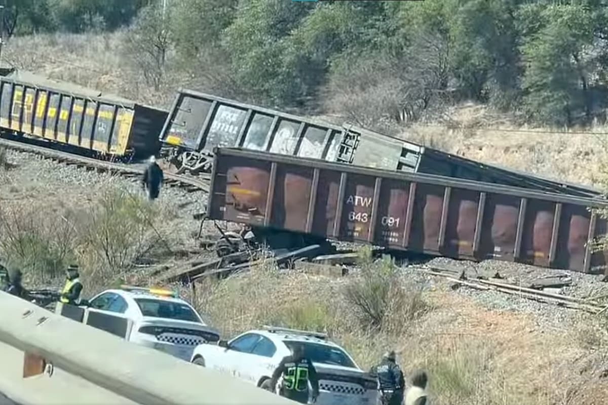 Se descarrila tren carguero a la entrada de Nogales