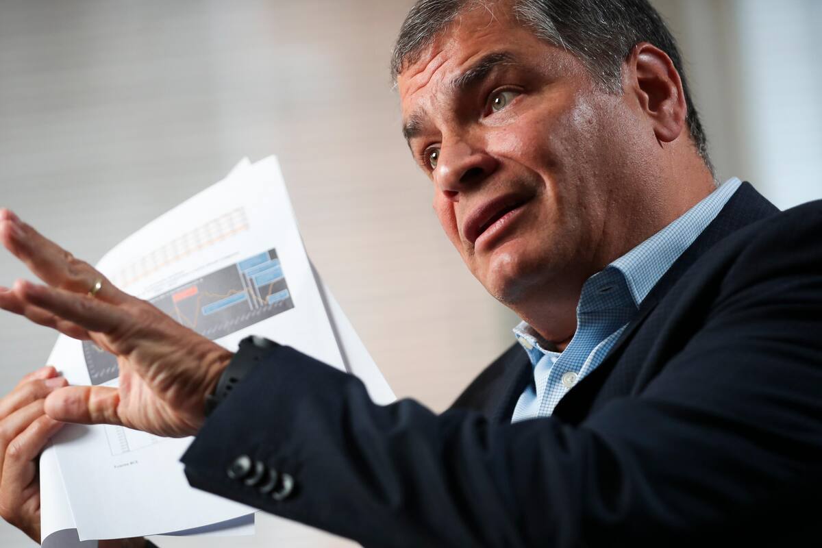 Ecuador suspende juicio por corrupción a expresidente Correa
