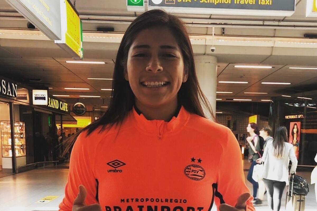 Cecilia Santiago es presentada con el PSV