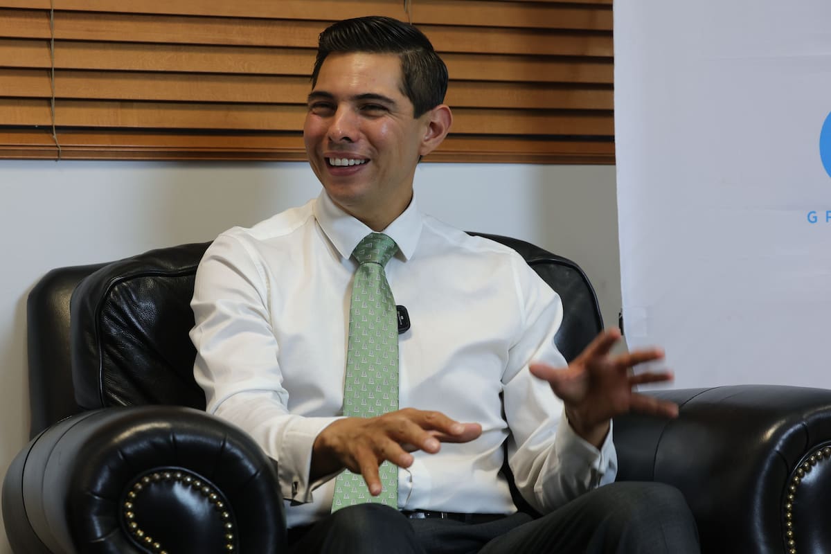 Román Cota hipotecaría al municipio: Legislador