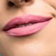 Labial mate en tonos rosa viejo: clásico y versátil