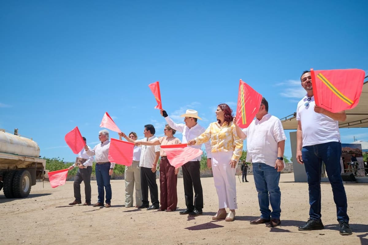 El gobernador Alfonso Durazo Montaño dio el banderazo de inicio a la construcción del CBTA 337, una nueva preparatoria pública para el Sur de Hermosillo.