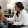 Recomiendan atención psicológica durante la menopausia